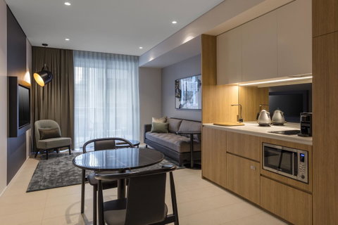 SKYE Suites Sydney - Your Accommodation 25
