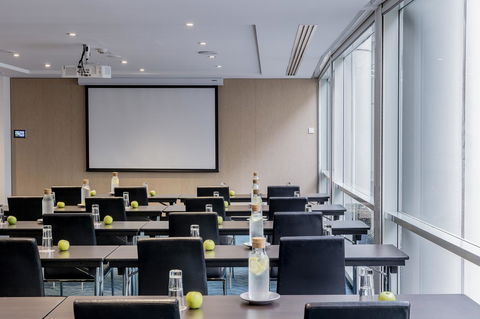 Novotel Sydney Darling Square - Your Accommodation 26