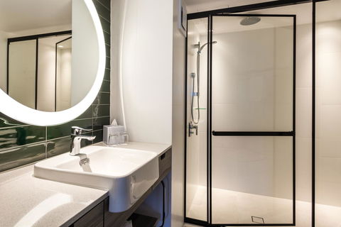 Novotel Sydney Darling Square - Your Accommodation 8