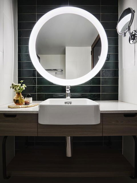 Novotel Sydney Darling Square - Your Accommodation 14