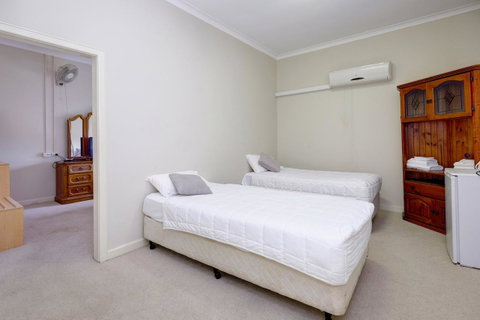 Lakes And Ocean Hotel Forster - Your Accommodation 4
