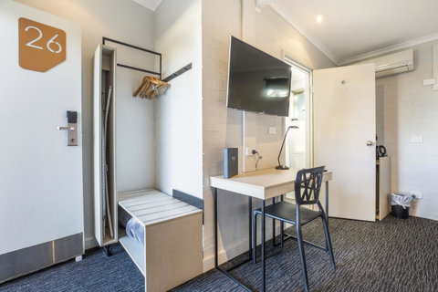 Nightcap At Colyton Hotel - Your Accommodation 44