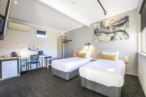Nightcap At Colyton Hotel - Your Accommodation 2