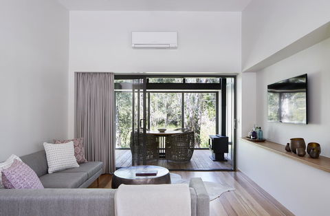 Elements Of Byron - Your Accommodation 4
