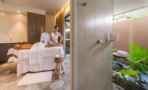 Elements Of Byron - Your Accommodation 28