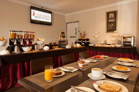 Wine Country Motor Inn - Your Accommodation 8