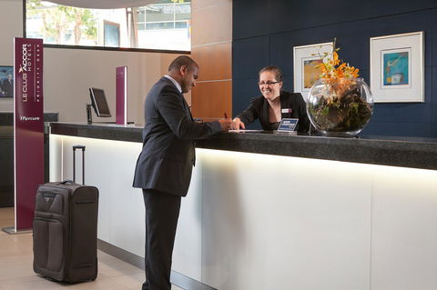 Mercure Sydney - Your Accommodation 24