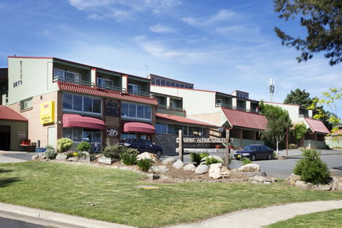 Alpine Gables - Your Accommodation 0