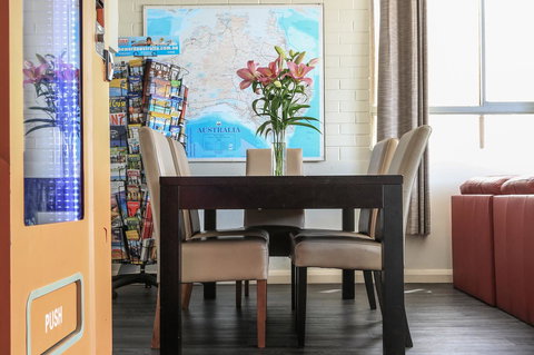 Little Coogee Hotel - Your Accommodation 7