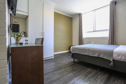 Little Coogee Hotel - Your Accommodation 31