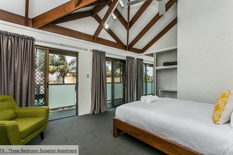 The Terraces Main Beach - Your Accommodation 44