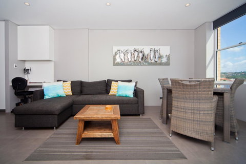 Gorgeous Coogee Views 2 Beds WT21 - Your Accommodation 9