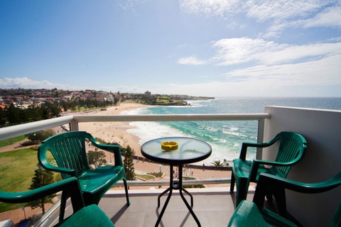 Gorgeous Coogee Views 2 Beds WT21 - Your Accommodation 7
