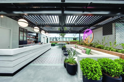 Vibe Hotel Sydney Darling Harbour - Your Accommodation 9