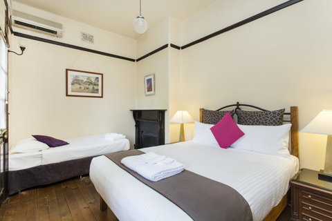 Sydney Harbour Bed And Breakfast - Your Accommodation 13