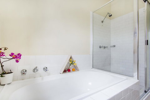 Sydney Harbour Bed And Breakfast - Your Accommodation 23