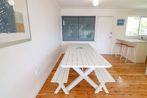 Coastal Horizons Beach House - Your Accommodation 8