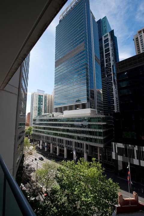 APX World Square - Your Accommodation 11