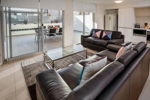Hamilton Executive Apartments - Your Accommodation 23