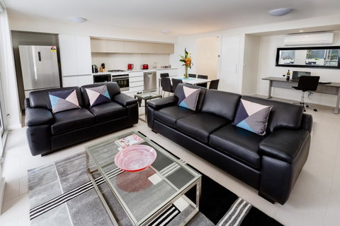 Hamilton Executive Apartments - Your Accommodation 35