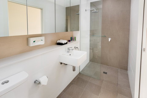 Hamilton Executive Apartments - Your Accommodation 38