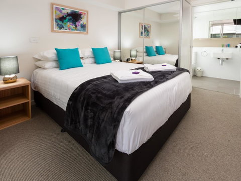 Hamilton Executive Apartments - Your Accommodation 13