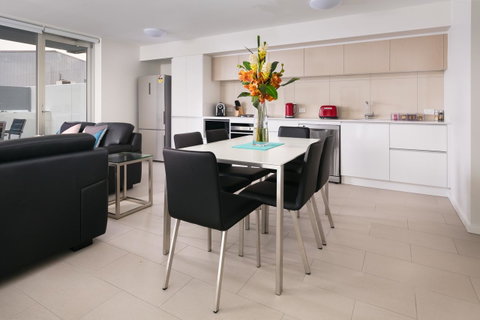 Hamilton Executive Apartments - Your Accommodation 6