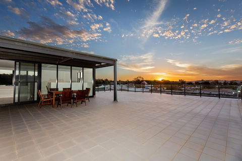 The Penthouse - Your Accommodation 33