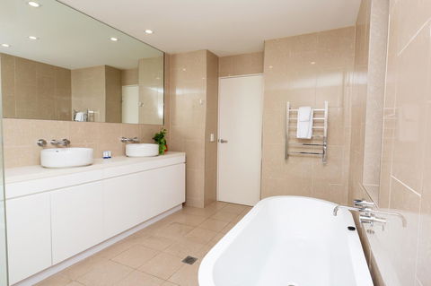 The Penthouse - Your Accommodation 14