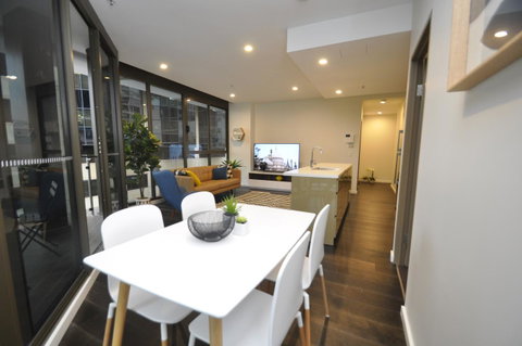 Orange Stay Sydney CBD - Your Accommodation 3