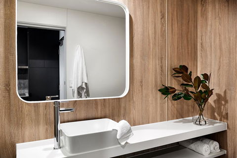 Veriu Green Square - Your Accommodation 6