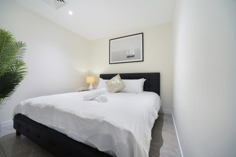 Luxury Home Hotel Next To Darling Harbour - Your Accommodation 4