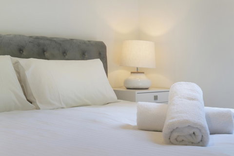 Luxury Home Hotel Next To Darling Harbour - Your Accommodation 7