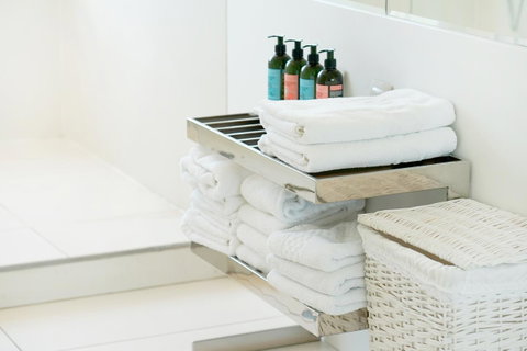 Luxury Home Hotel Next To Darling Harbour - Your Accommodation 17