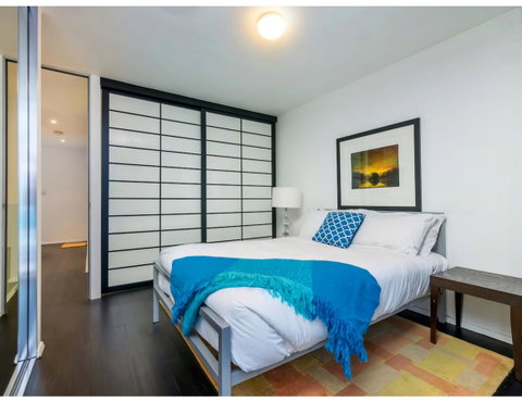 Urban Loft Close To Sydney Hot Spots - Your Accommodation 1