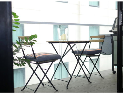 Urban Loft Close To Sydney Hot Spots - Your Accommodation 10