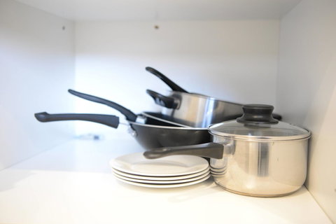 Sydney CBD Modern 2 Bedroom Apartment + Free Car Parking - Your Accommodation 22