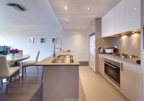 Zara Tower â€“ Luxury Suites And Apartments - Your Accommodation 32