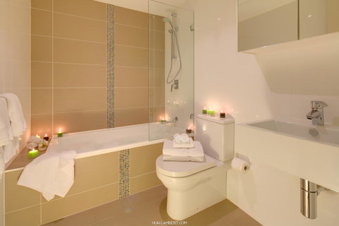 Zara Tower â€“ Luxury Suites And Apartments - Your Accommodation 22