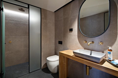 Zara Tower â€“ Luxury Suites And Apartments - Your Accommodation 7