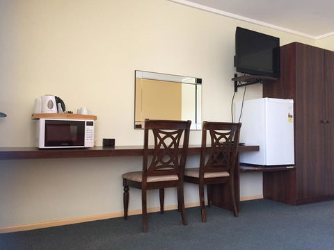 Deniliquin Motel - Your Accommodation 16