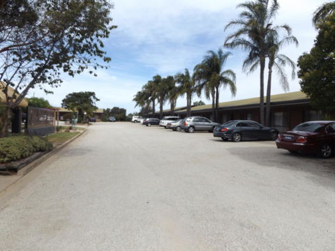 Federation Motel Resort - Corowa - Your Accommodation 38