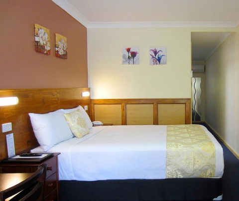 Highway Motor Inn Taree - Your Accommodation 0