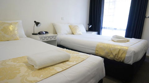 Highway Motor Inn Taree - Your Accommodation 8