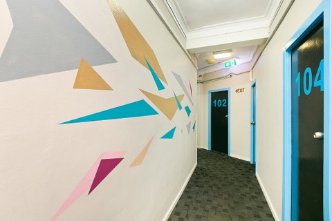 Mad Monkey Downtown - Your Accommodation 5