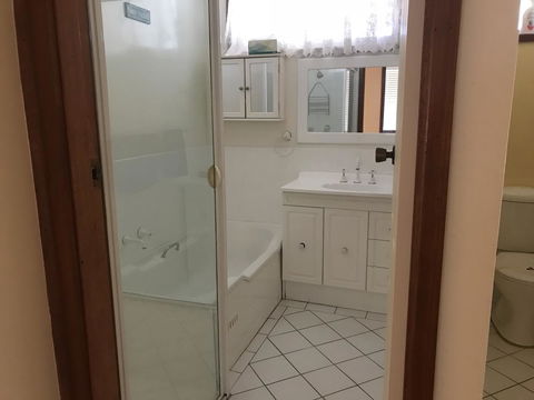 Pinny Paradise - Your Accommodation 9