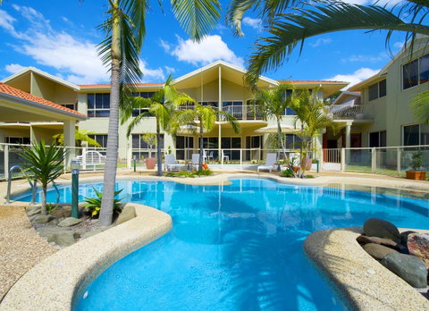 Marty's @ Little Beach - Your Accommodation 31