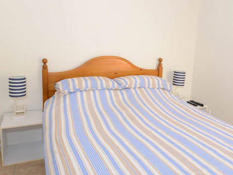 2 Cliff Road - Your Accommodation 8