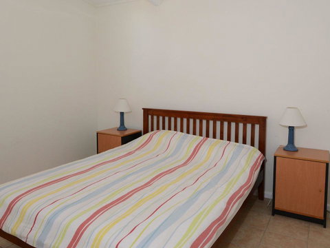2 Cliff Road - Your Accommodation 6