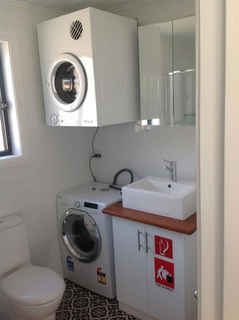 Hideaway Holiday Apartments - Your Accommodation 1
